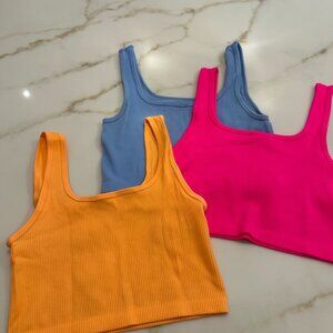 SEt of 3 ribbed tanks Size S neon colors